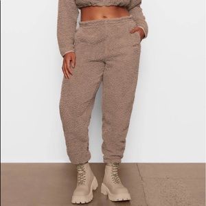 NWOT SKIMS Teddy Amethyst Joggers XXS